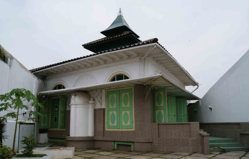 masjid layur