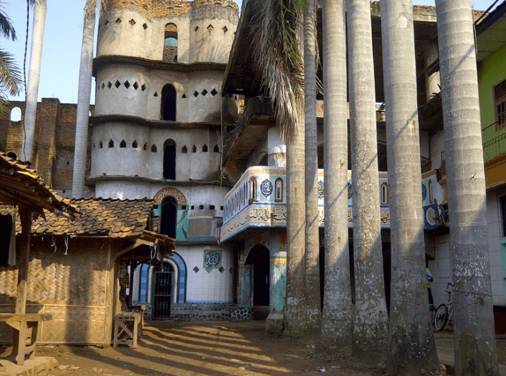 masjid nurul yakin